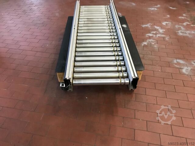 Roller conveyor with drive Zero pressure accumulation Interroll Staudrucklos