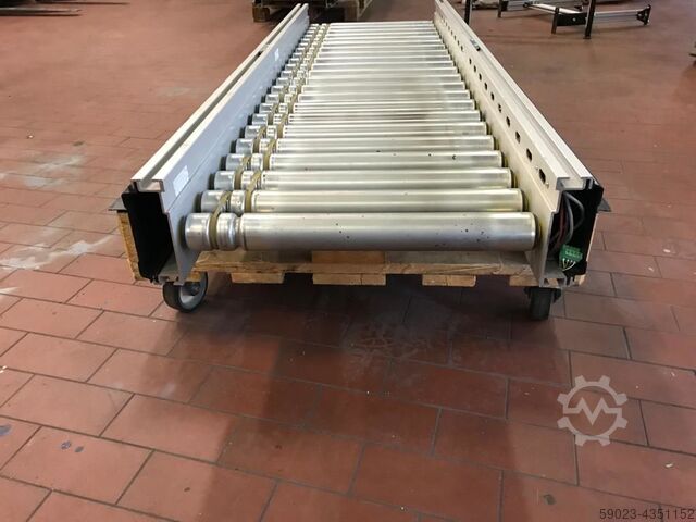 Roller conveyor with drive Zero pressure accumulation Interroll Staudrucklos