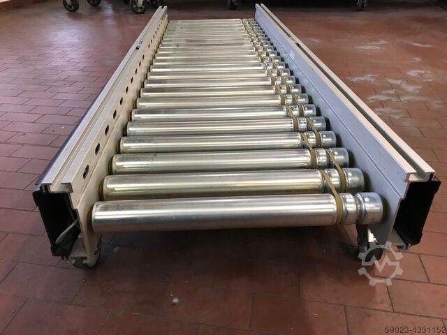 Roller conveyor with drive Zero pressure accumulation Interroll Staudrucklos