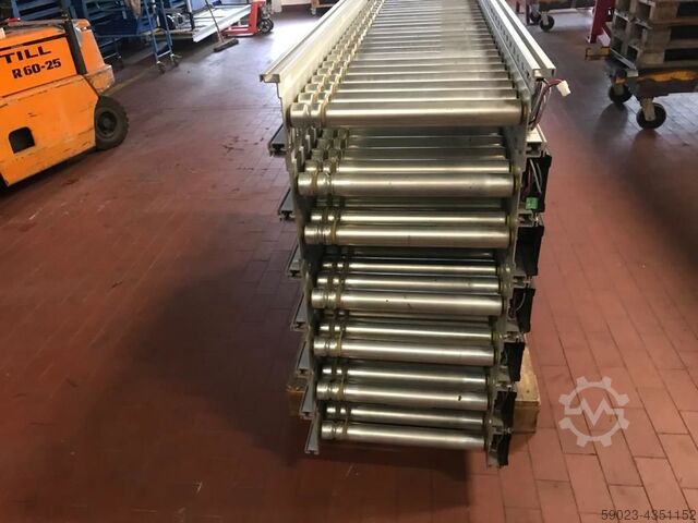 Roller conveyor with drive Zero pressure accumulation Interroll Staudrucklos