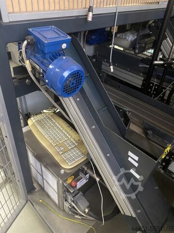 Robot including conveyor belt control Kuka Scara KRC2sr