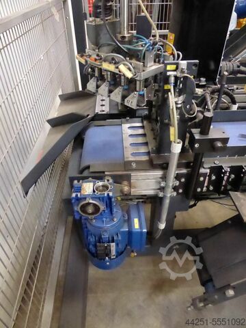 Robot including conveyor belt control Kuka Scara KRC2sr