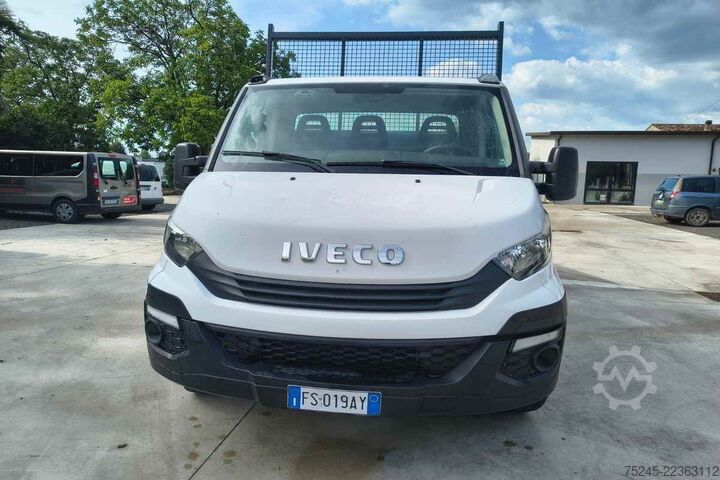 Three-way tipper van Iveco DAILY 35S 12 2.3 RIBALTABILE TRILATERALE