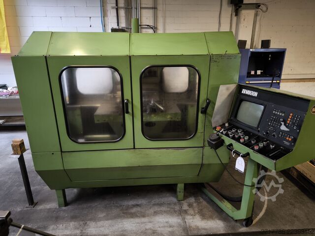 Tool room milling machine Mikron WF 51C