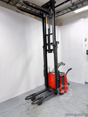High Lift stacker Linde TS140s