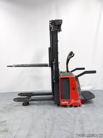 High Lift stacker Linde TS140s