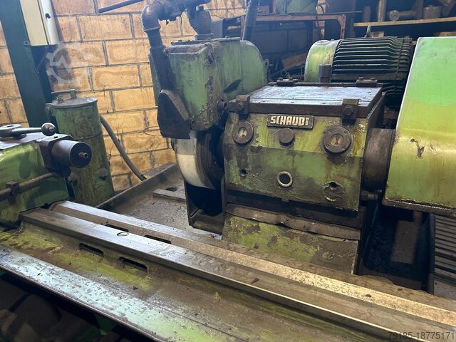 Cylindrical grinding machine Schaudt 2000