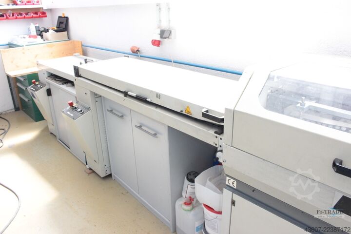 Faltschachtelklebemaschine /  Folder Gluing machine ROPI UKM 380