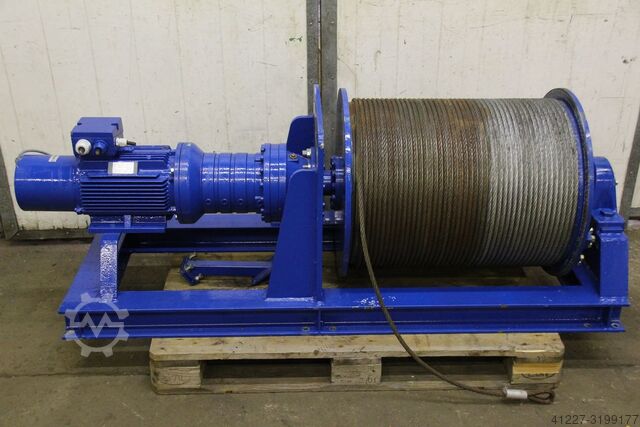 Winch 2000 kg Planeta SB-305-E-Hubwinde