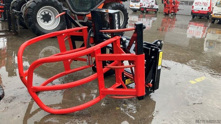 Agricultural machine MX Manubal