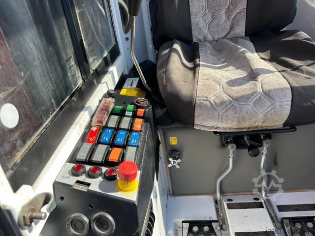 Logging truck MERCEDES-BENZ Arocs 3351 / 6x6 / Palfinger S260 Z 96 / Doll