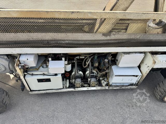 Scherenarbeitsbühne Holland Lift HLX 108 EL16