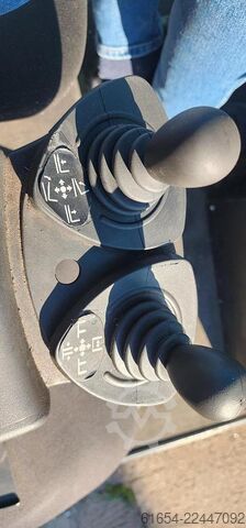 USED FORK LIFT MANUF. LINDE, MODEL H70T-01 LINDE H70T-01