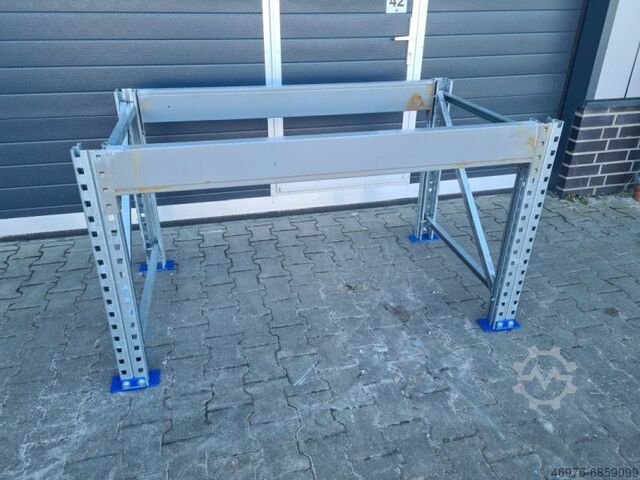 Werkbankgestell Werkbank Arbeitstisch SSI Schäfer/ Abm.: 1600 x 800 x 900 mm (BxTxH)