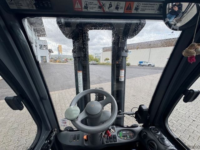 Front loader forklift CROWN SCT6020-1.3 / Triplex 4,3m / Batterie 06/2020