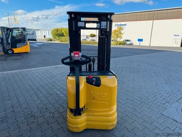 Manual stacker YALE MS 12 AC / Triplex: 4m! / nur 180h! / 2014