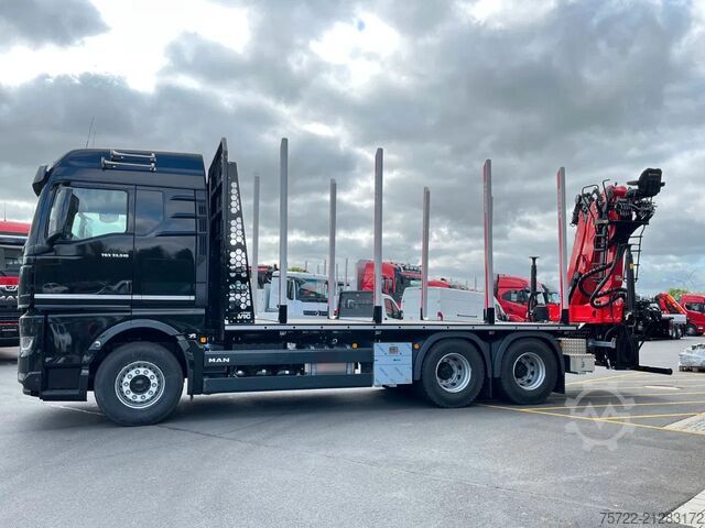 Timber transporter MAN TGX 33.520 6x4 BL PLATTFORM Epsilon Q150Z96