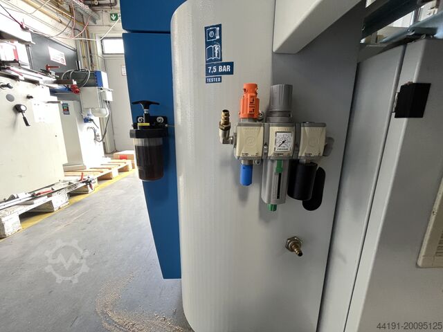CNC machining center Masterwood TF 100
