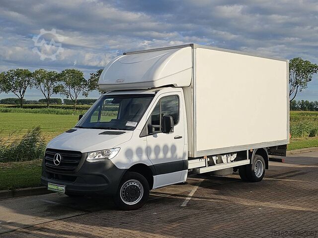 Suitcase MERCEDES-BENZ SPRINTER 515 Bakwagen Laadklep!