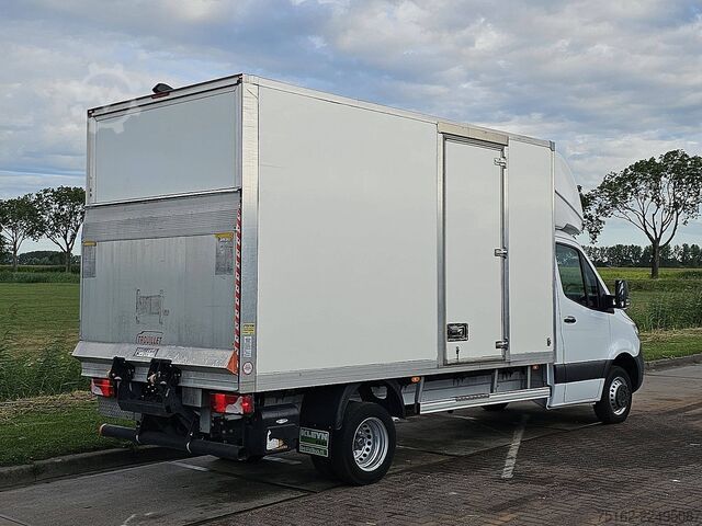 Suitcase MERCEDES-BENZ SPRINTER 515 Bakwagen Laadklep!