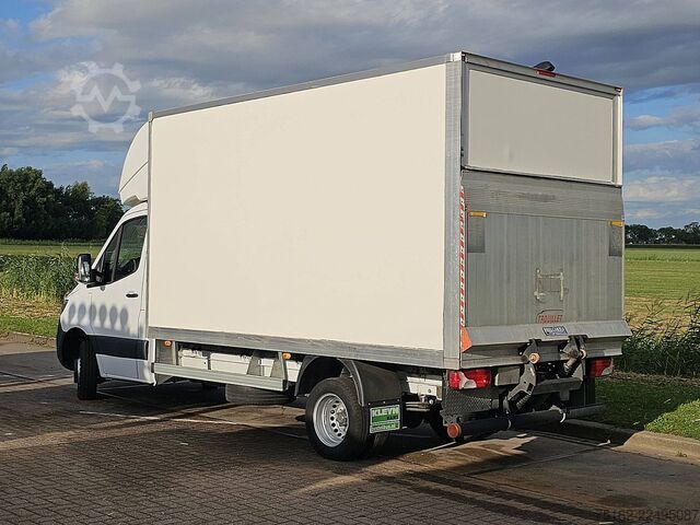 Suitcase MERCEDES-BENZ SPRINTER 515 Bakwagen Laadklep!
