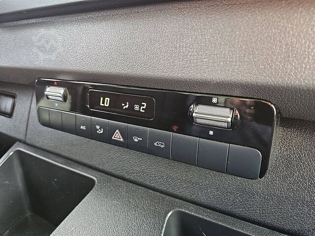 Suitcase MERCEDES-BENZ SPRINTER 515 Bakwagen Laadklep!