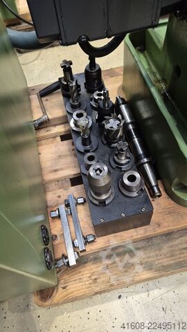 Werkzeugfräsmaschine - Universal DECKEL FP 1