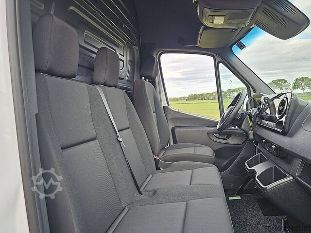 High-roof van MERCEDES-BENZ SPRINTER 317 L3H2 Automaat MBUX10