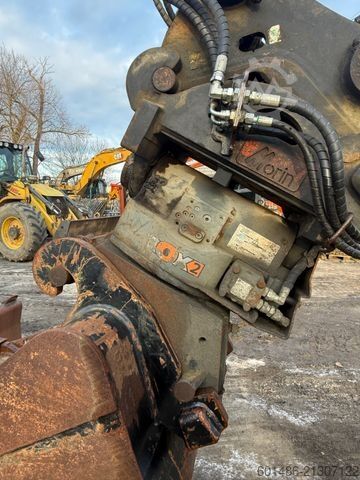 Mobilbagger CATERPILLAR M313D