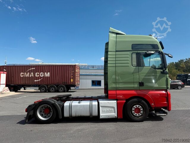 Volume tractor unit MAN TGX 18.460 XXL LLS-U 2 TANKS STANDKLIMA