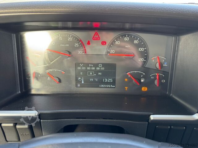 Standard-SZM Volvo FM 330 / I-Shift / Euro 5 / TUV:4-2026 / NL Truck