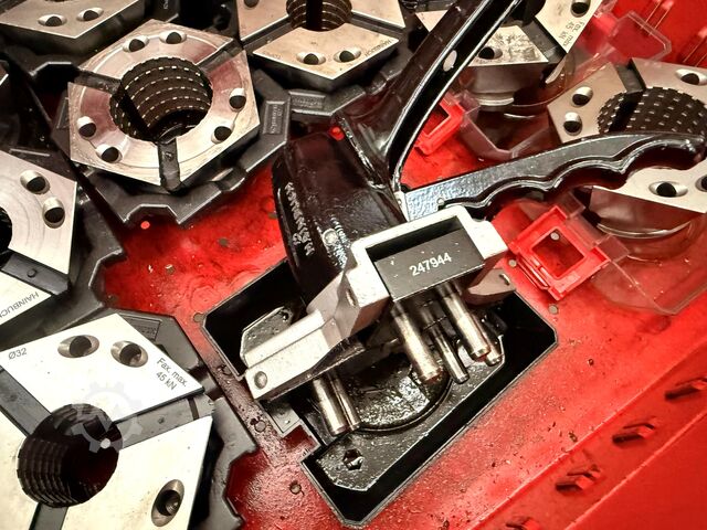 Workshop trolley with contents METEC nan