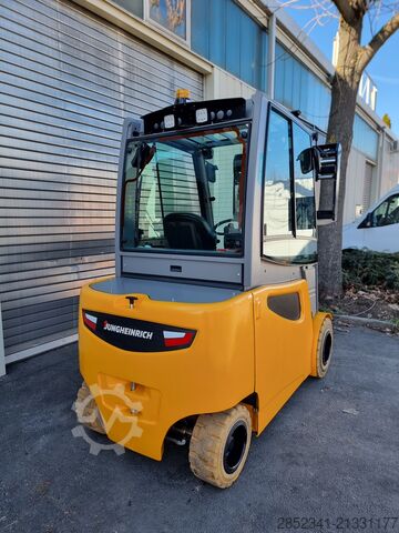 Forklift Jungheinrich, erst 160 Stunden EFG S30