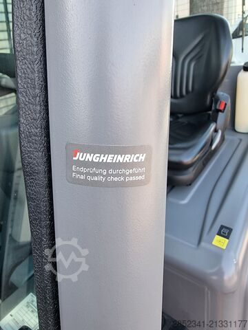 Forklift Jungheinrich, erst 160 Stunden EFG S30