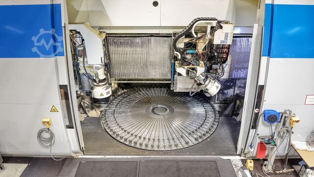 Vertikales CNC-Präzisions-Schleifzentrum KMT LIDKÖPPING VGG 4000