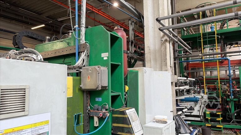 Thermoformmaschine COMI SL200x90 NG DX