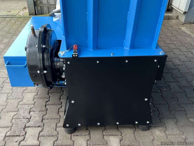 Wood shredder / Shredder RÖSSLER MHR630 proline