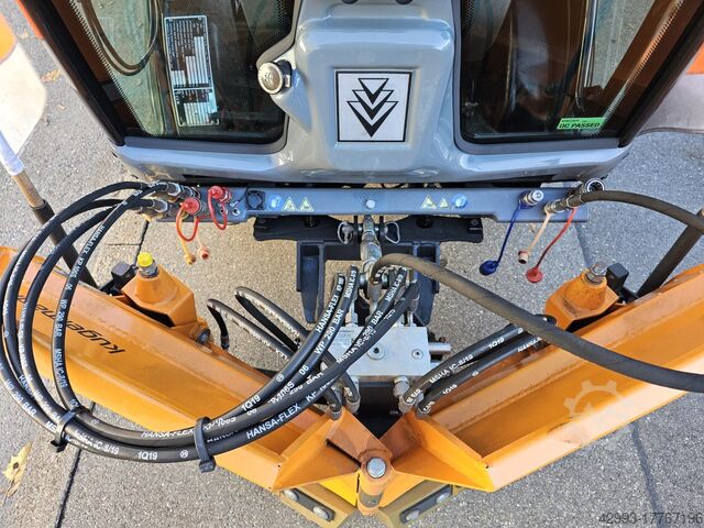 Winter maintenance equipment Kärcher MIC 34