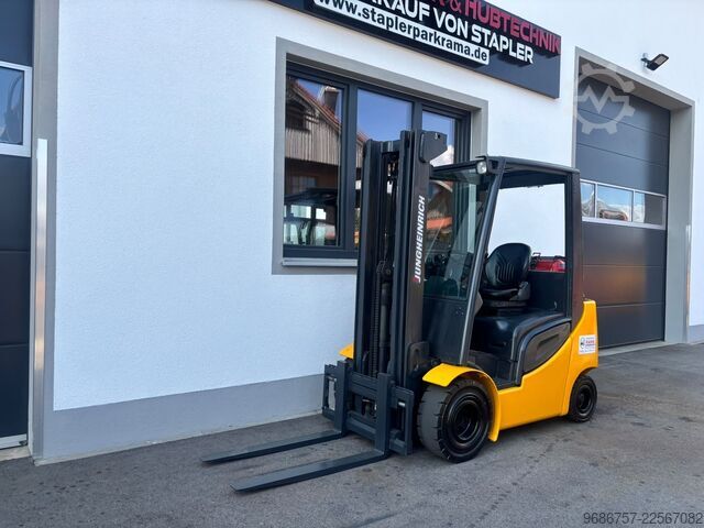 Forklift Jungheinrich TFG320S