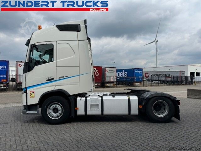 Hazardous substances Volvo FH 460 I-SAVE GLOBETROTTER,ADR,LOW KM