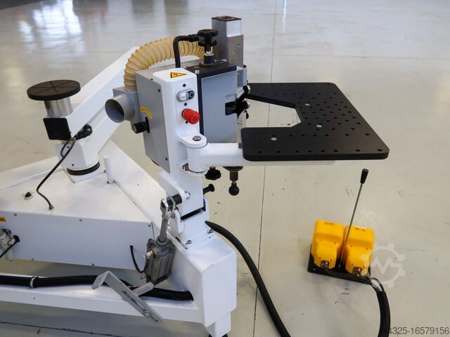 CNC Machine Centres For Routing, Drilling And Edgebanding. VITAP ECLIPSE