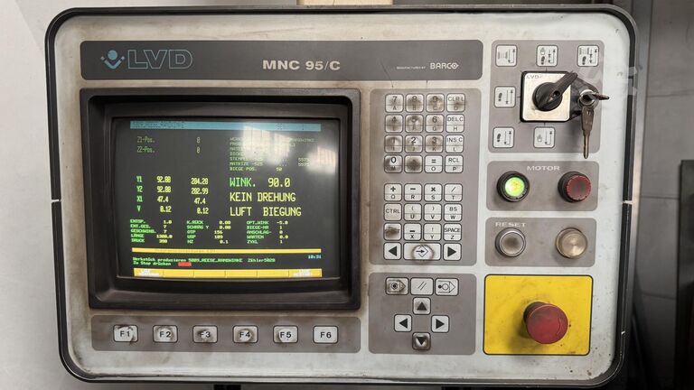 Press brake LVD PPI 320/61 MNC 95 c