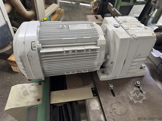 Getriebemotor SEW-EURODRIVE R77 DRN112M4/TH