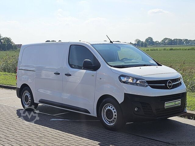 Hochdachkombi OPEL VIVARO 1.5 L2 Navi Trekhaak AC!