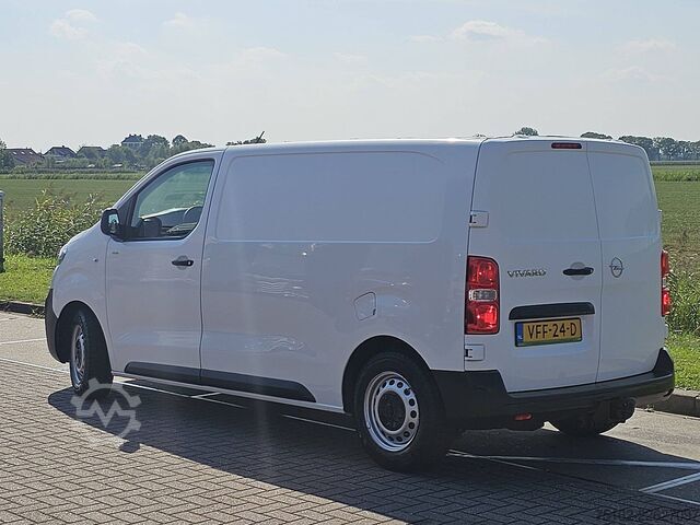 Hochdachkombi OPEL VIVARO 1.5 L2 Navi Trekhaak AC!