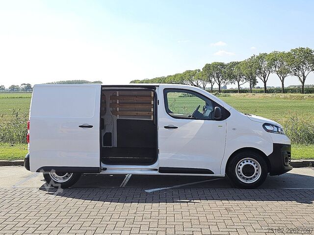 Hochdachkombi OPEL VIVARO 1.5 L2 Navi Trekhaak AC!