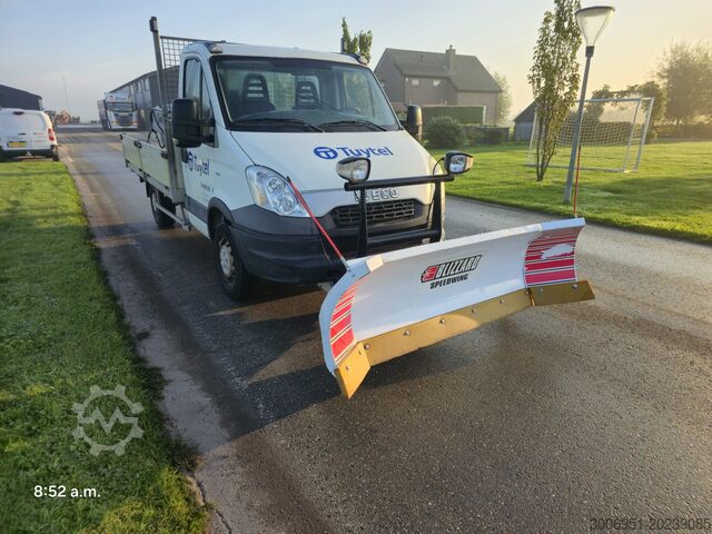 Pick-up van Iveco Daily 35