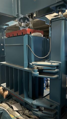 Valvan VH30R Textile Baler Baling Press Valvan WH30R-VP