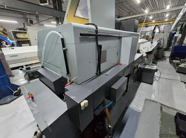 Production cell consisting of 4 machines  