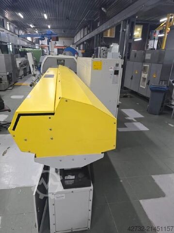 Production cell consisting of 4 machines  